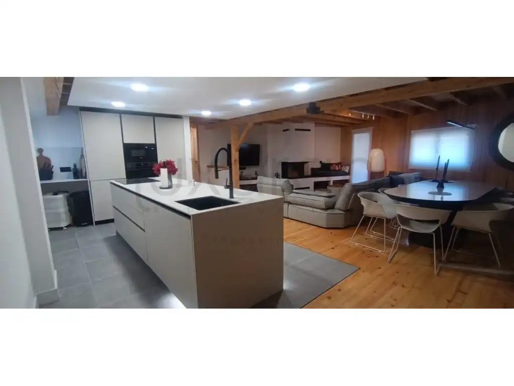 Cocina de Apartamento de alquiler en Vielha e Mijaran