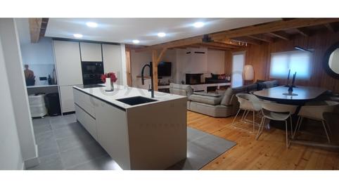 Foto 2 de Apartament de lloguer a Avenida Pas D'arro, 52, Vielha, Lleida