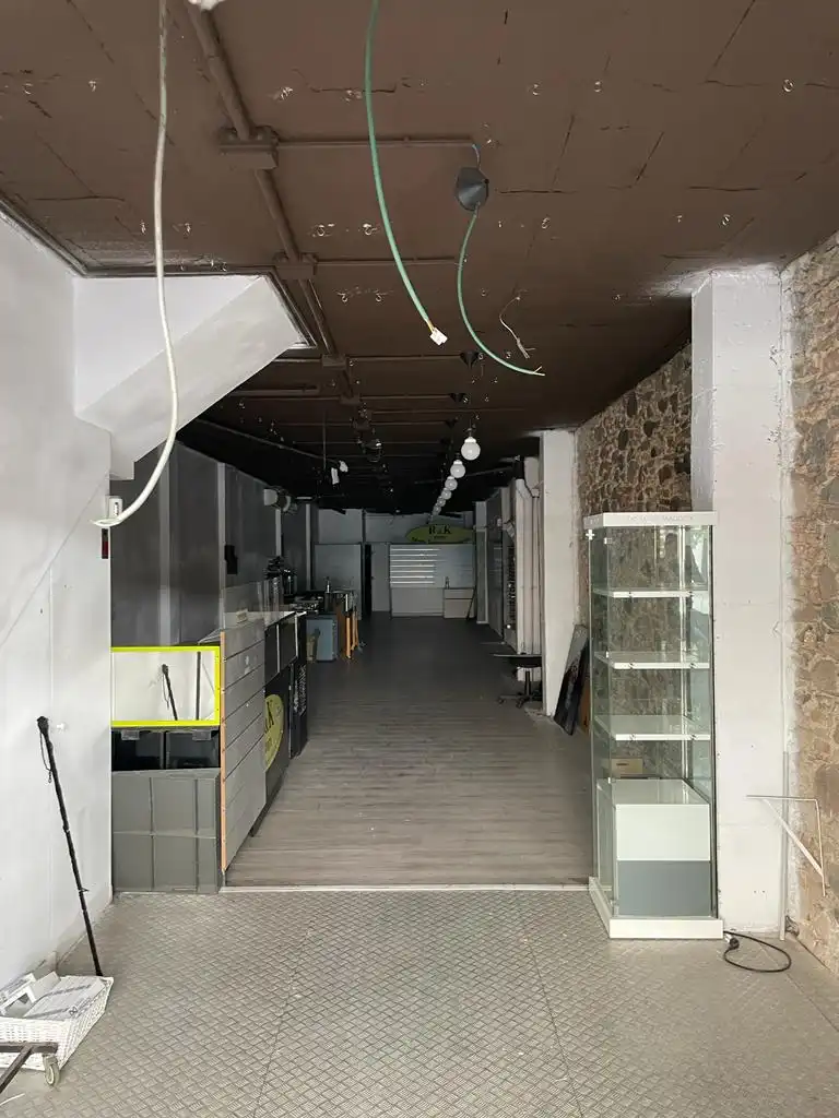 Local comercial en venta en Carrer de Joan Prim, imagen 3