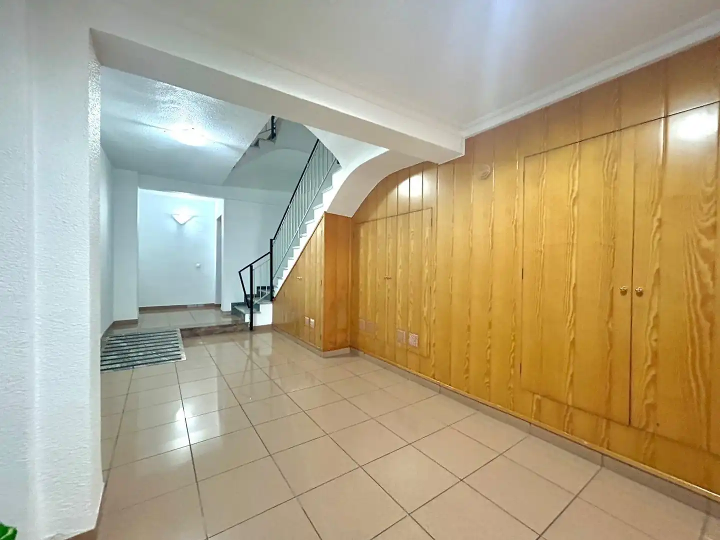 Wohnung zum Verkauf in Elche / Elx mit Klimaanlage und Möbliert