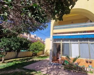 Garden of House or chalet for sale in Torrevieja  with Air Conditioner, Heating and Private garden