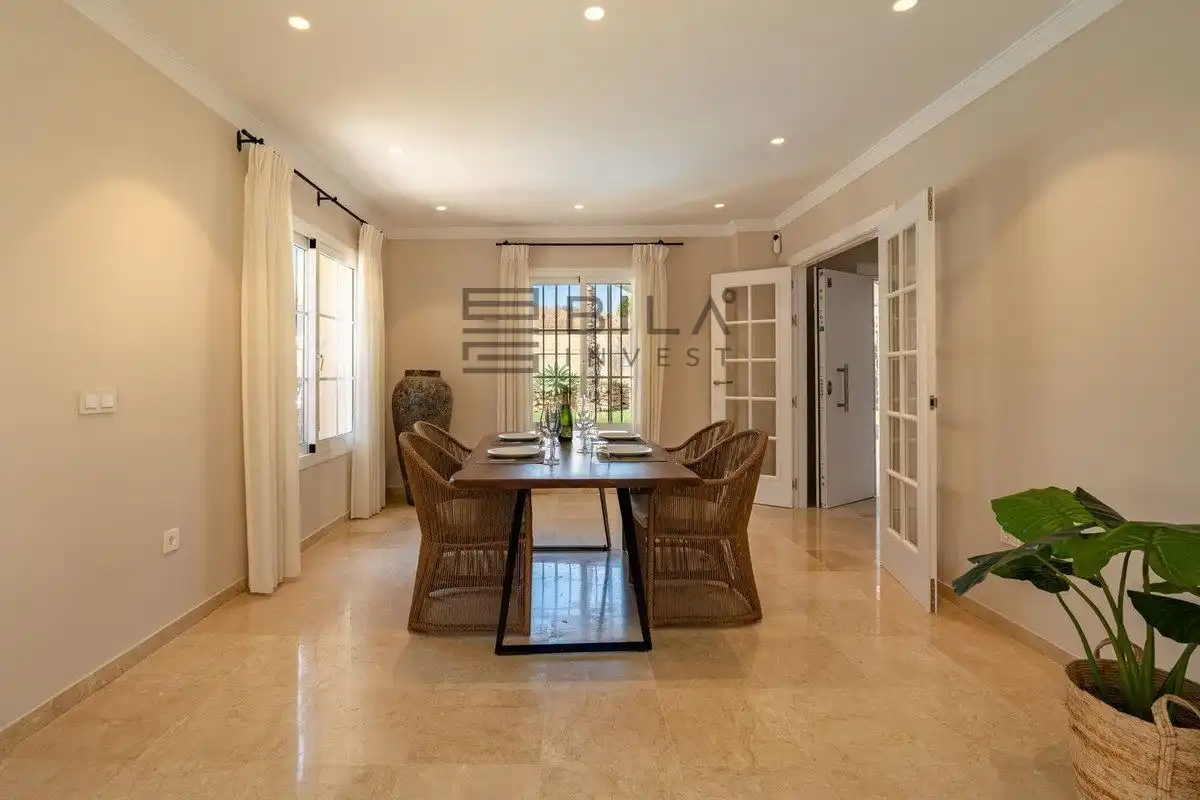 Dining room of Houses for sale in Mijas Golf