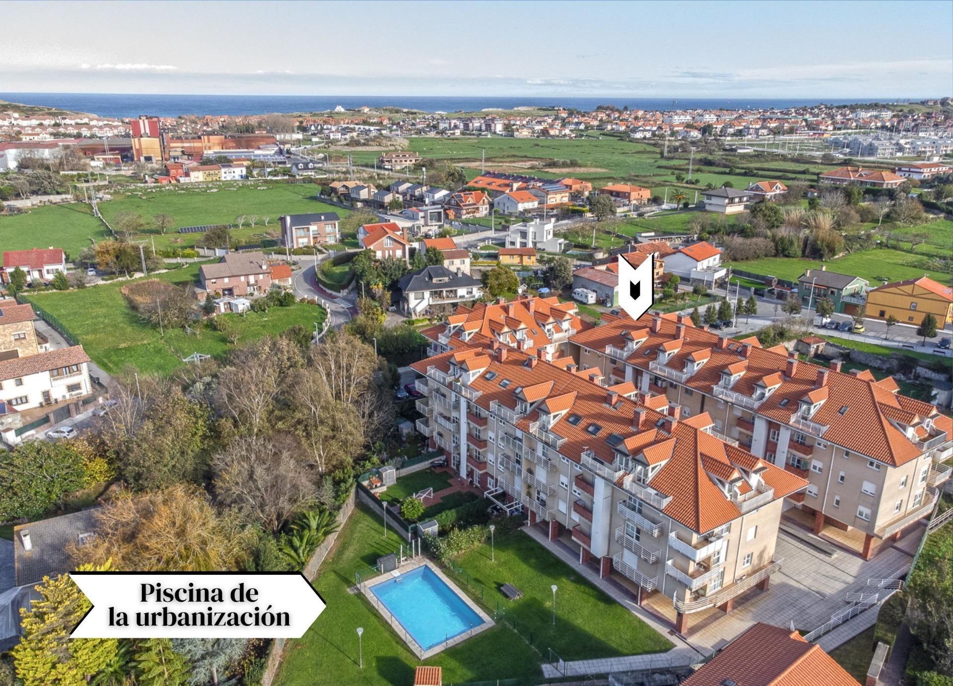 Vista exterior de Ático en venta en Santa Cruz de Bezana con Calefacción, Jardín privado y Terraza