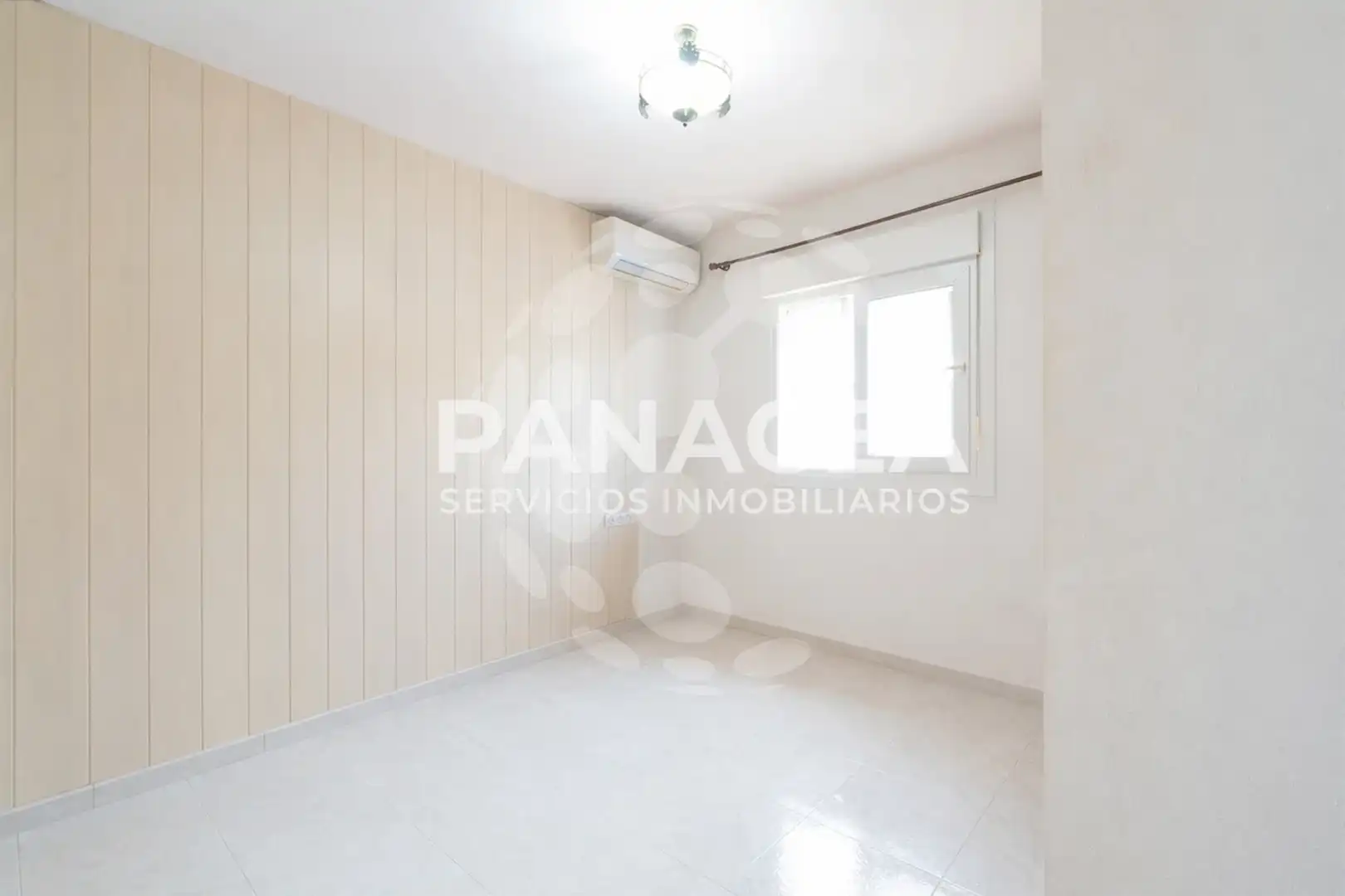 Bedroom of Flat for sale in Roquetas de Mar  with Furnished, Microwave and TV
