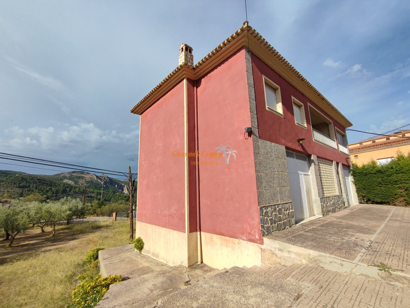 Vista exterior de Finca rústica en venda en Benasau amb Traster