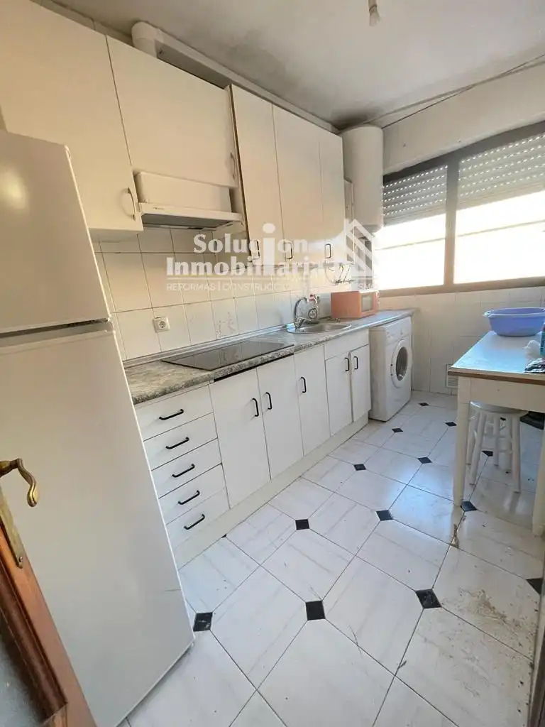 Cocina de Edificio en venta en Santa Marta de Tormes