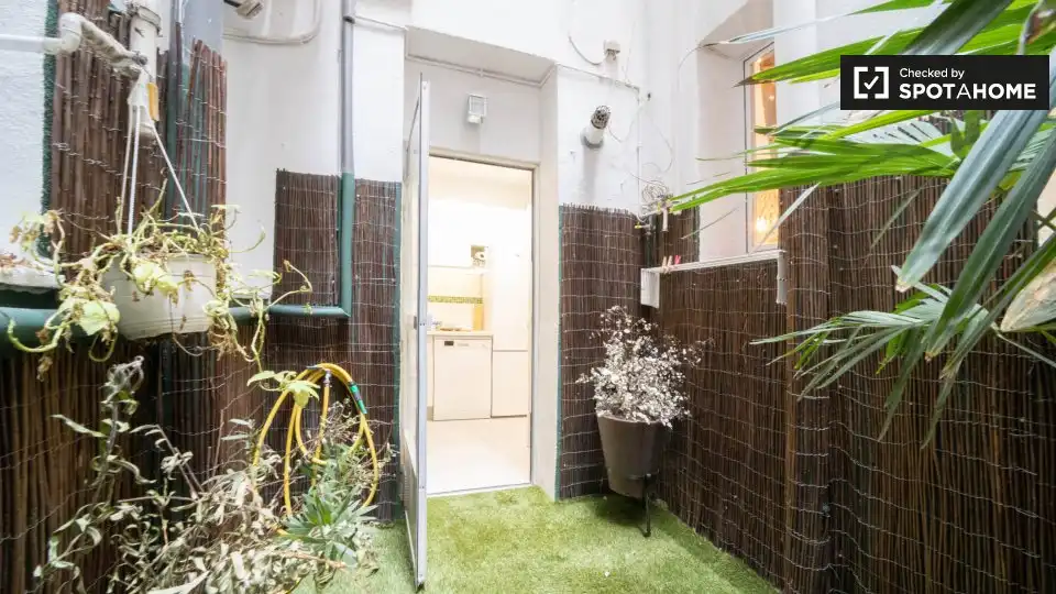 Habitació a Madrid, Madrid