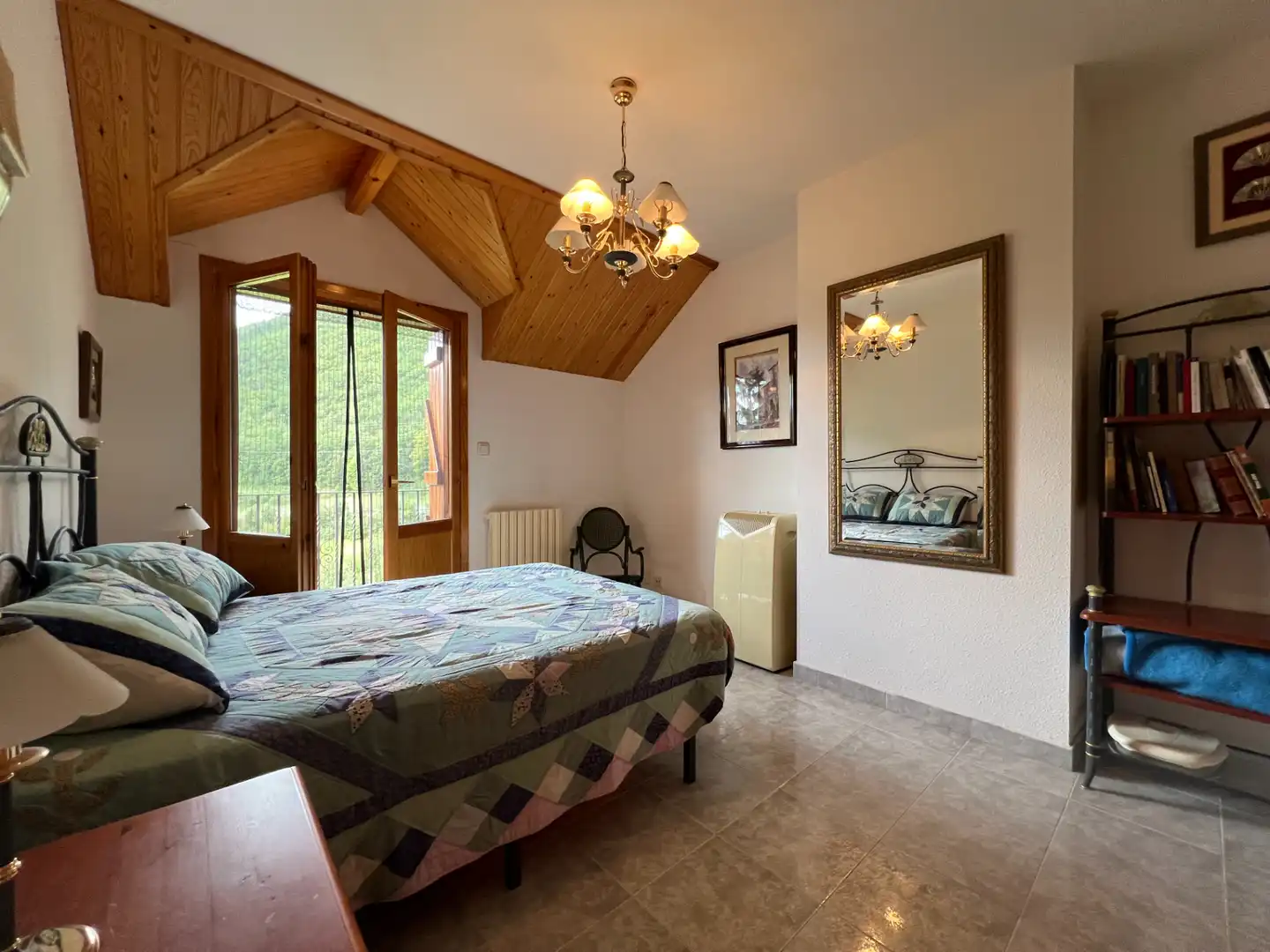 Habitación de Ático en venta en Biescas