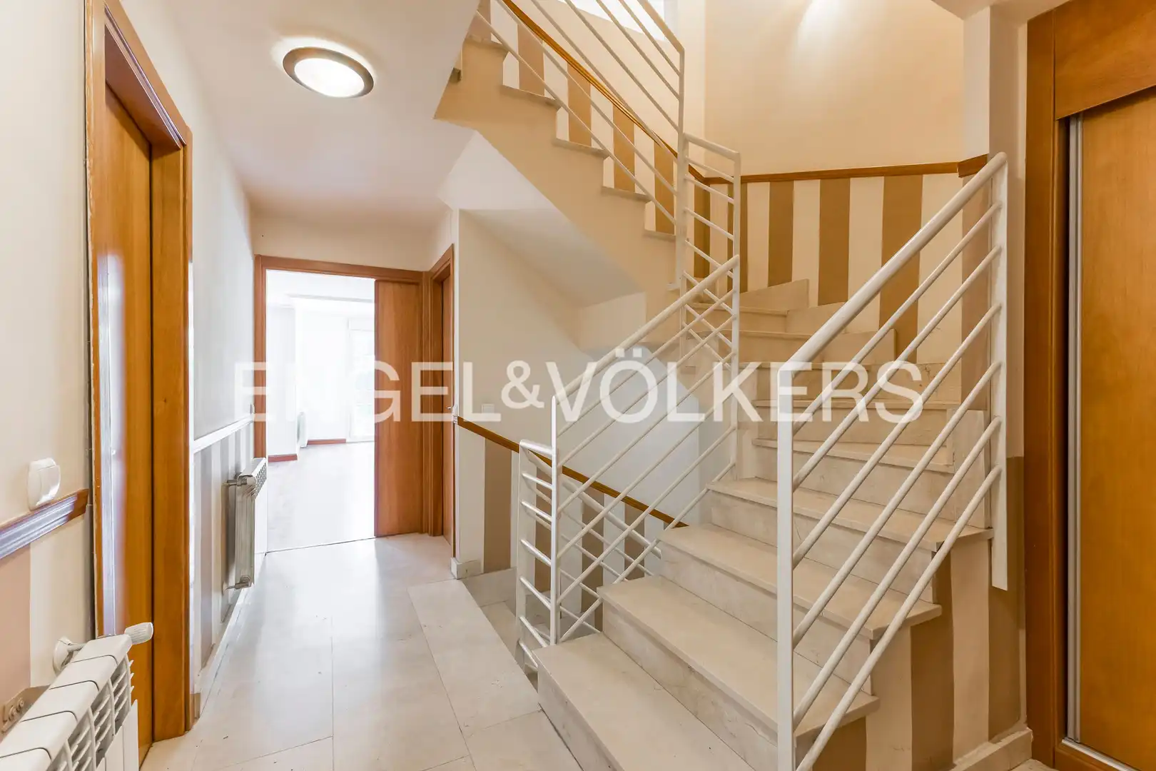 Detached homes for sale in Paracuellos de Jarama  with Air Conditioner, Heating and Private garden