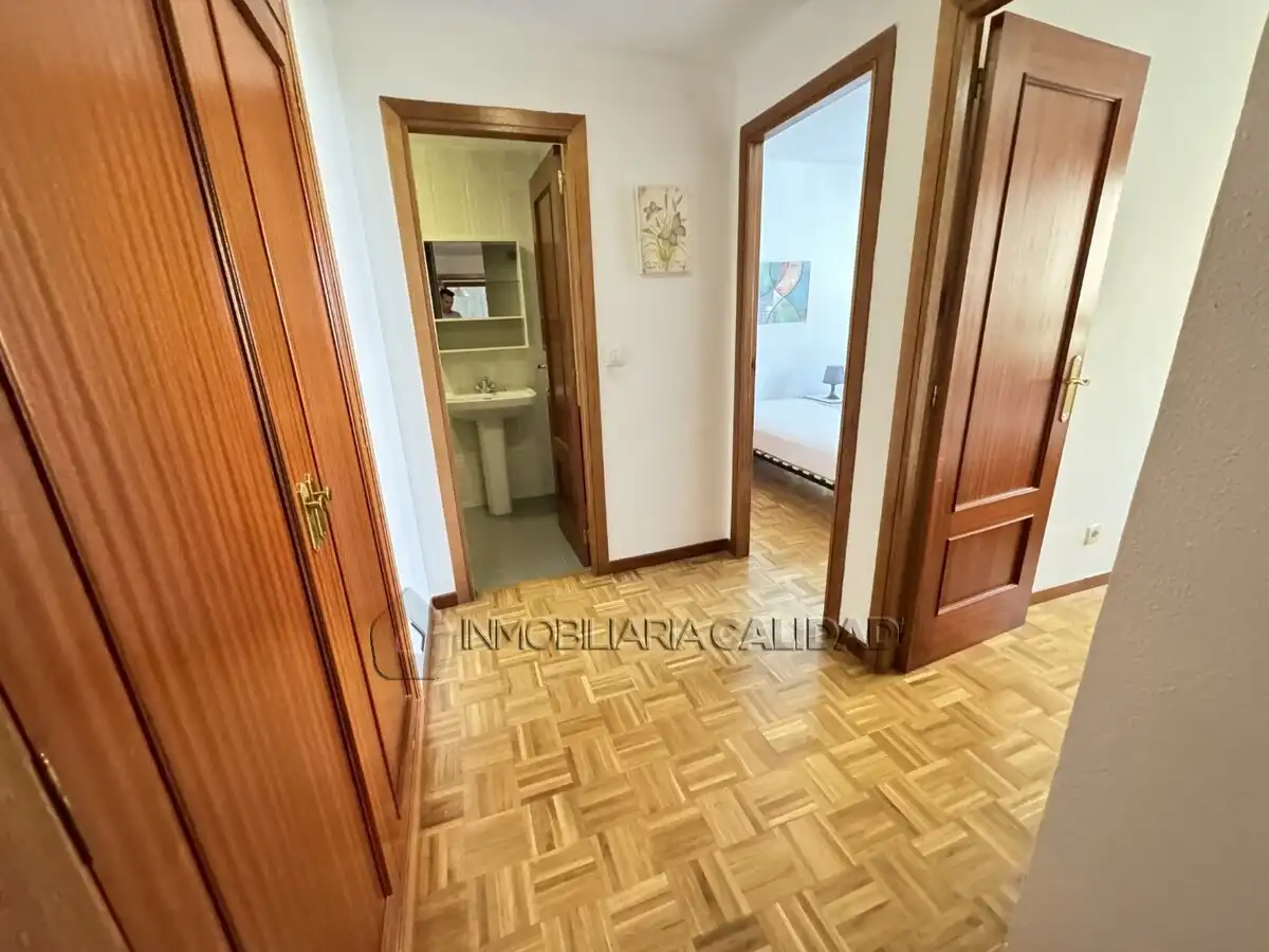 Piso de alquiler en Burgos con Calefacción, Trastero y Amueblado