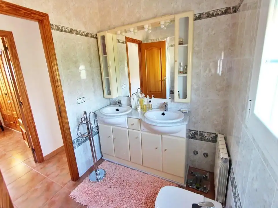 Villa con piscina in vendita a Carrió - La Merced - Los Pinos, imagen 20