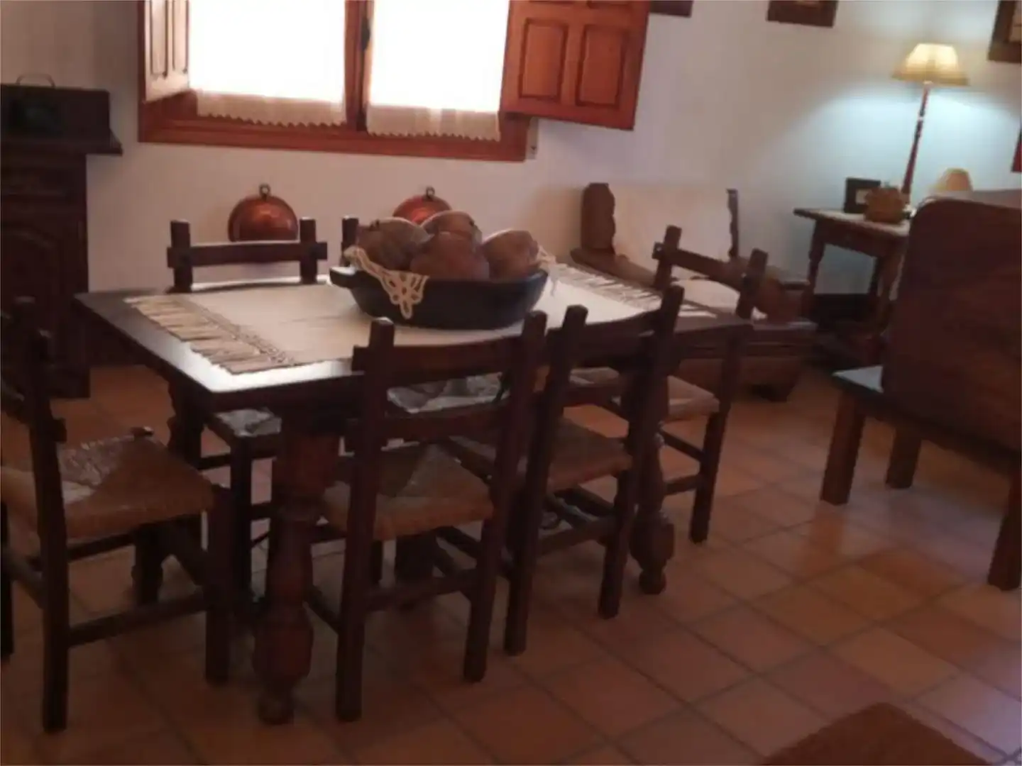 Menjador de Casa adosada en venda en Cubillas de Santa Marta amb Jardí privat, Traster i Moblat