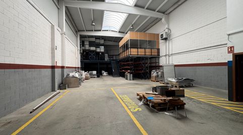 Foto 3 von Fabrikhallen zur Miete in Rúa Hedras, O Milladoiro, Ames