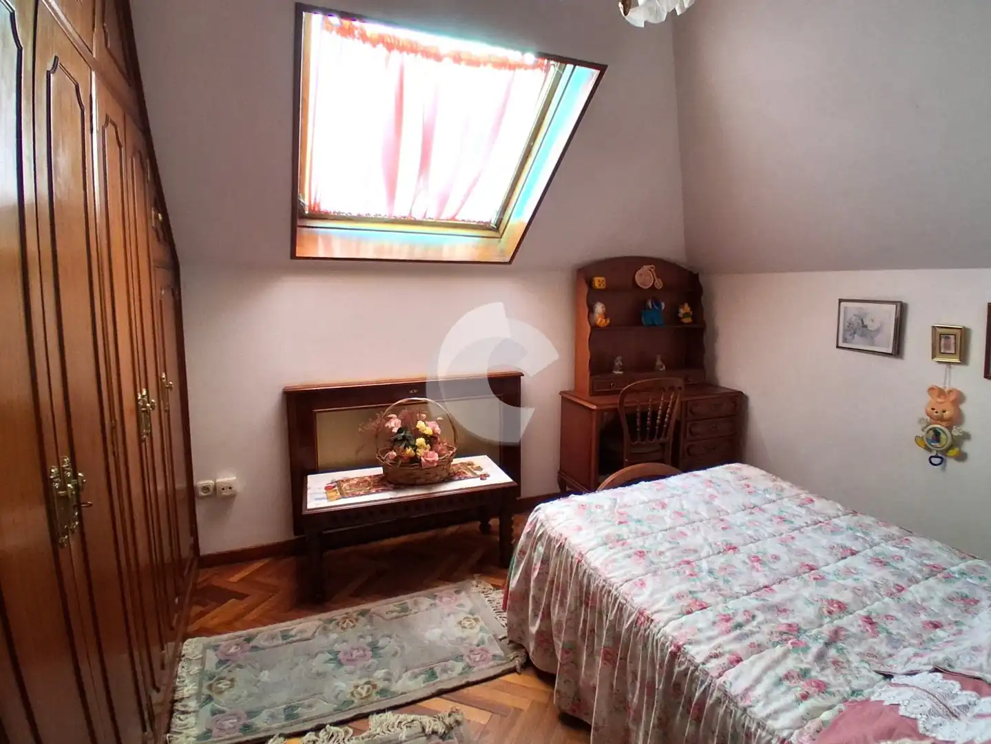 Dormitori de Casa o xalet en venda en Abegondo amb Jardí privat i Traster