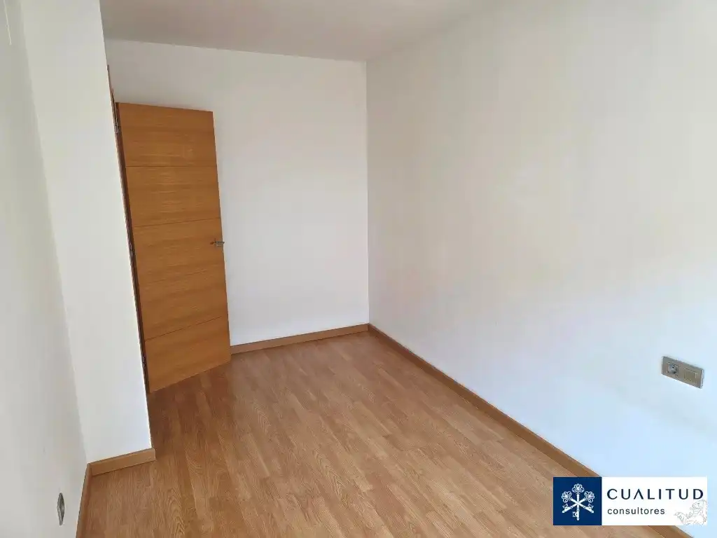 Habitación de Piso en venta en Vila-real con Aire acondicionado, Parquet y Terraza