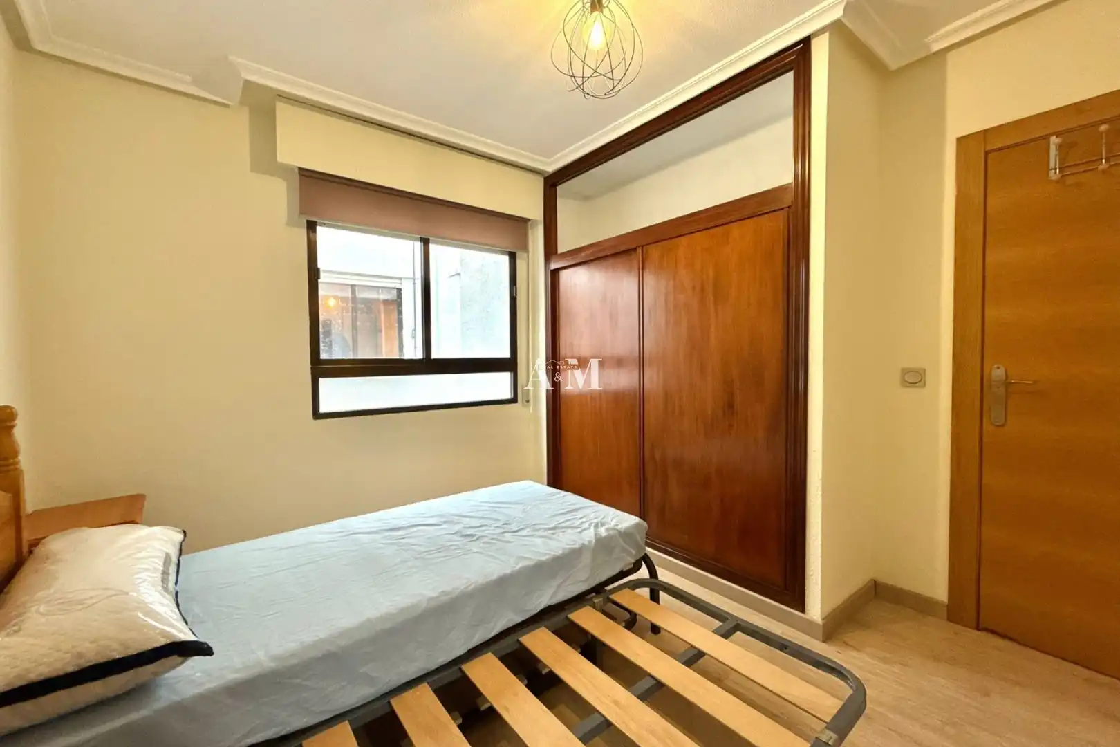 Bedroom of Apartments for rent in Torrevieja  with Air Conditioner, Heating and Parquet flooring