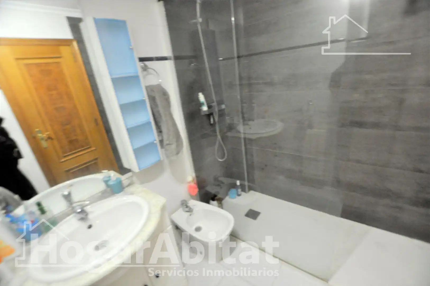 Badezimmer von Dachboden zum Verkauf in Valencia mit Klimaanlage, Heizung und Terrasse