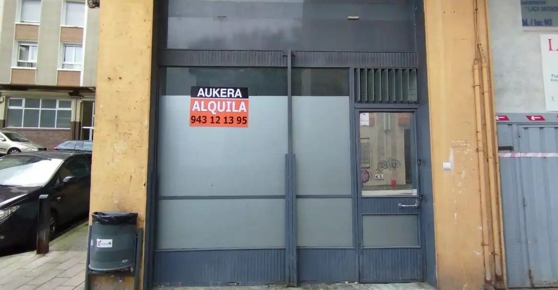 Locale commerciale in affitto a Eibar