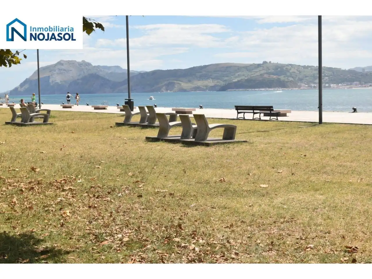 Vista exterior de Apartamento en venta en Santoña con Amueblado