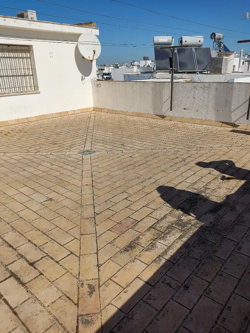 Vista exterior de Dúplex en venda en Conil de la Frontera amb Aire condicionat, Calefacció i Terrassa