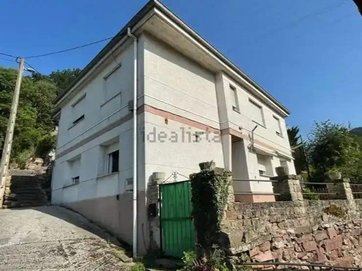 Vista exterior de Casa o chalet en venta en Bárcena de Pie de Concha con Jardín privado, Parquet y Trastero