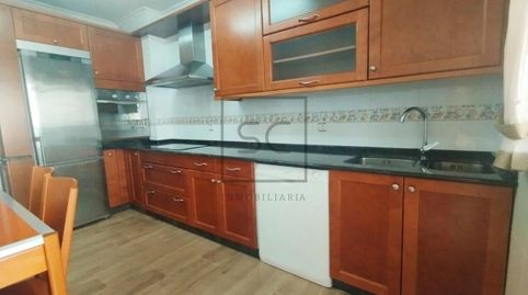 Foto 2 de Piso en venta en Calle Calle Ferrolana, Alto del Castaño, Narón