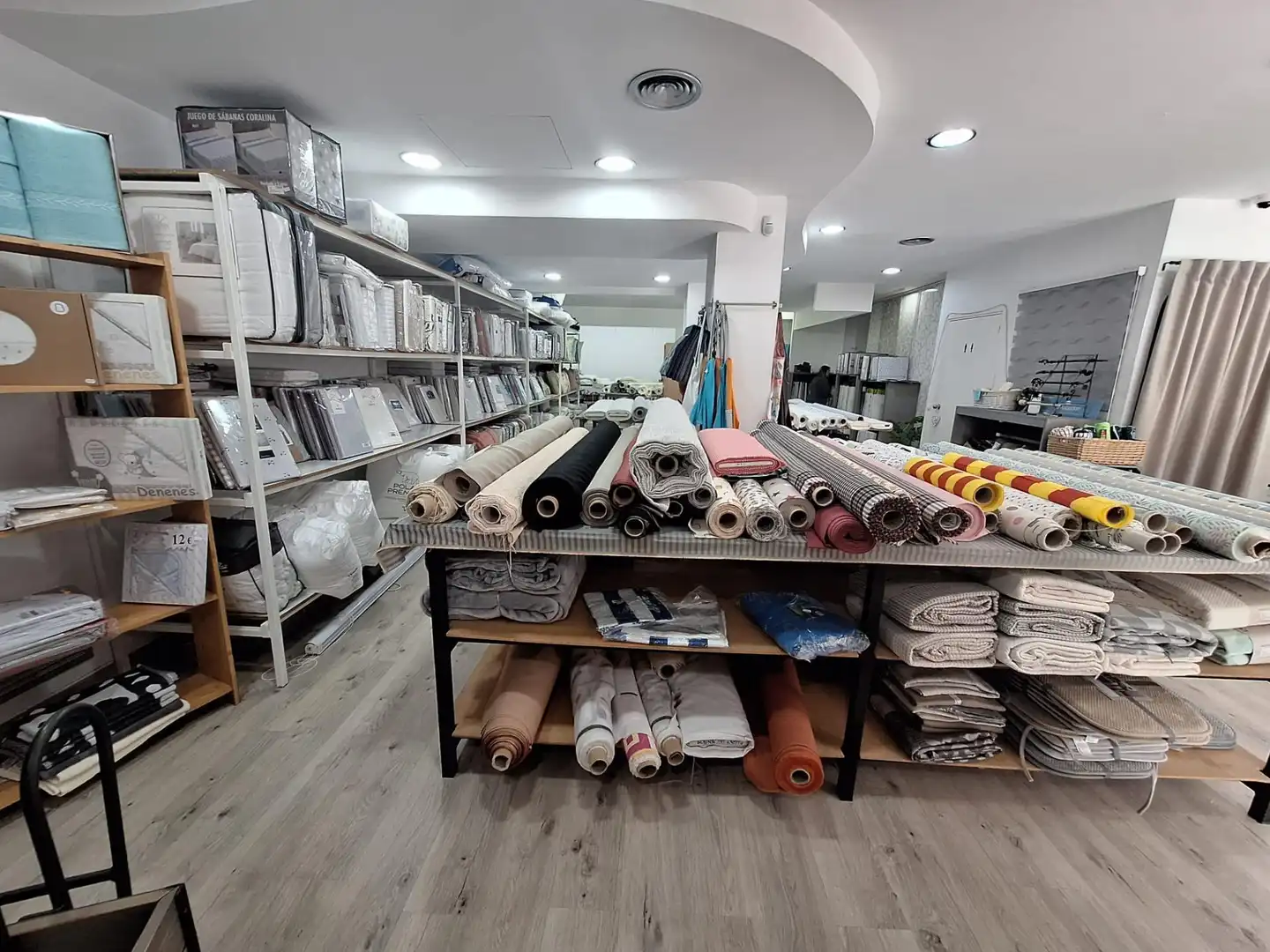 Business premises for sale in Poble, imagen 5
