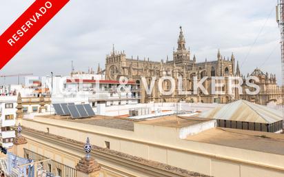 Vista exterior de Apartament en venda en  Sevilla Capital amb Aire condicionat i Calefacció