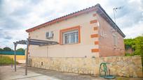 Exterior view of House or chalet for sale in Escalona  with Heating, Private garden and Swimming Pool
