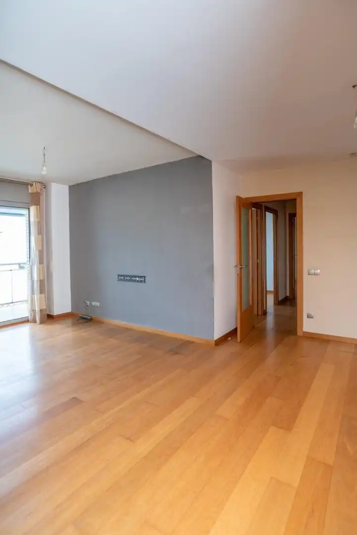 Wohnung zum Verkauf in Badalona mit Heizung, Parkett und Terrasse