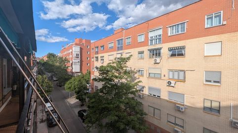 Photo 3 of Flat for rent in Calle Martinez de la Riva, Palomeras Bajas, Madrid Capital
