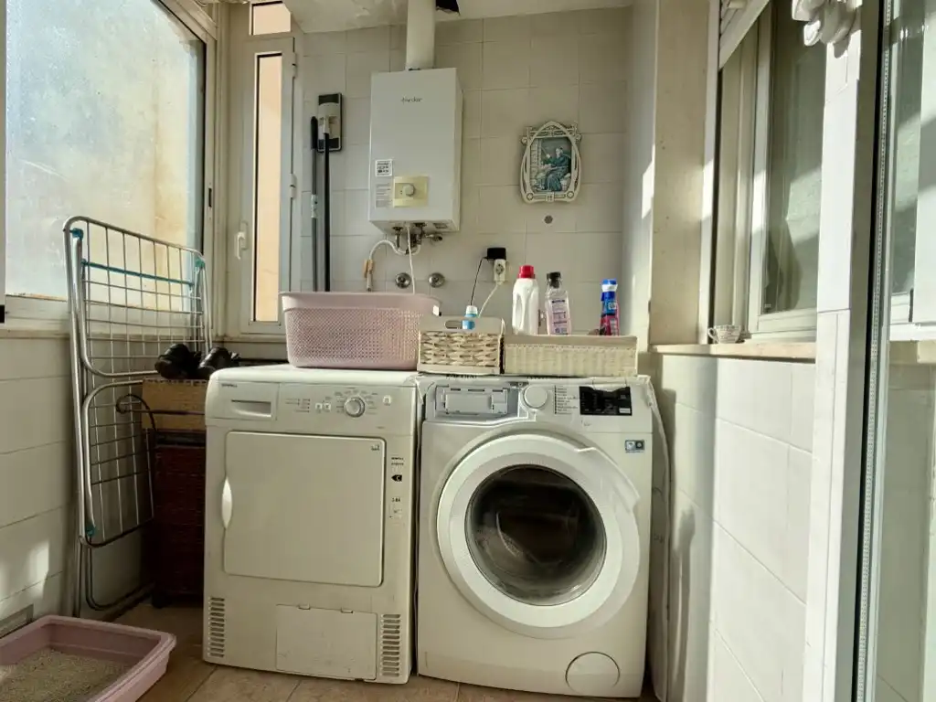 Küche von Wohnung zum Verkauf in Benicasim / Benicàssim mit Ofen und Mikrowelle