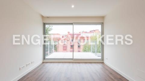 Foto 4 de Àtic de lloguer a Calle de Carmen Cobeña, Acacias, Madrid