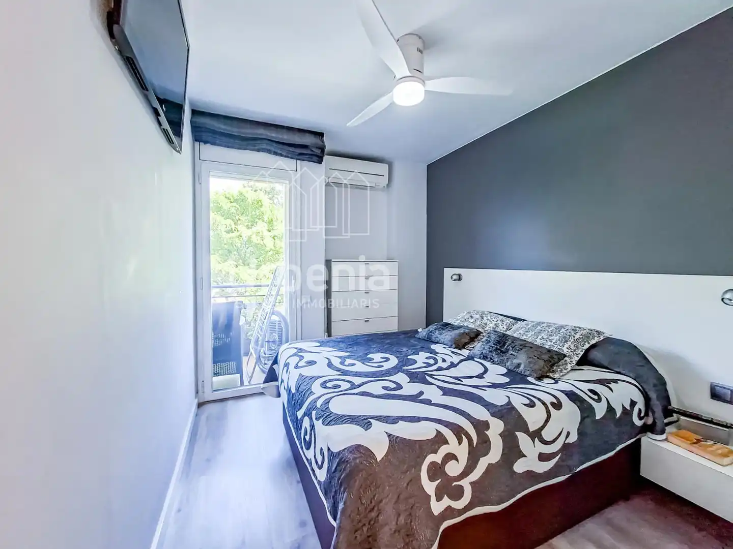 Habitación de Piso en venta en Sant Adrià de Besòs con Aire acondicionado, Calefacción y Terraza