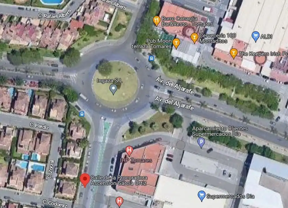 Außenansicht von Garage zum Verkauf in Tomares