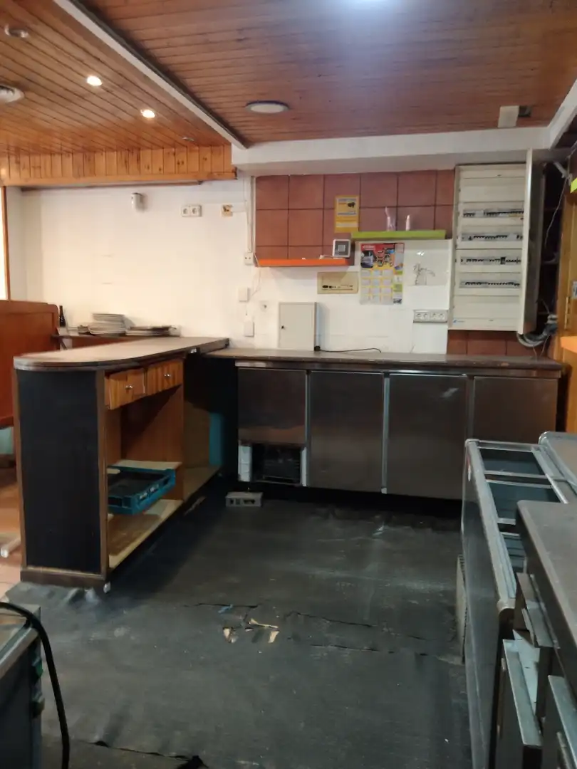 Business premises for sale in Plaça President Companys, imagen 9