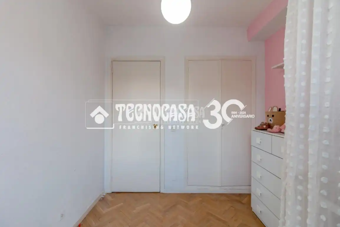 Habitación de Piso en venta en Madrid con Aire acondicionado y Calefacción