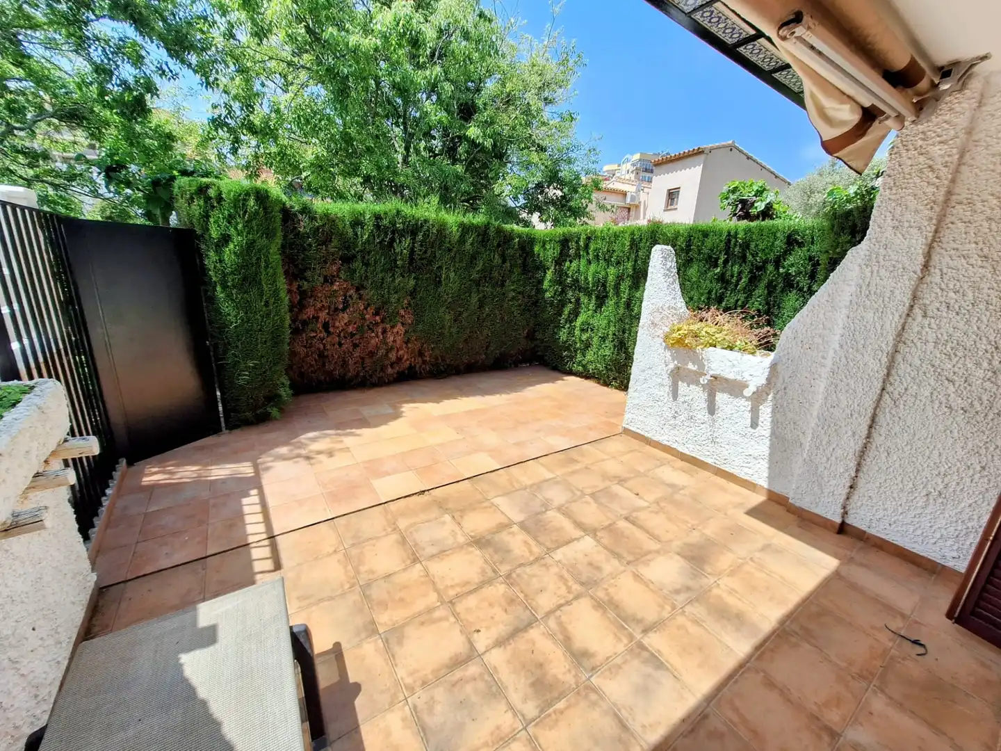 Jardín de Casa adosada en venta en Benicasim / Benicàssim con Terraza, Amueblado y Balcón