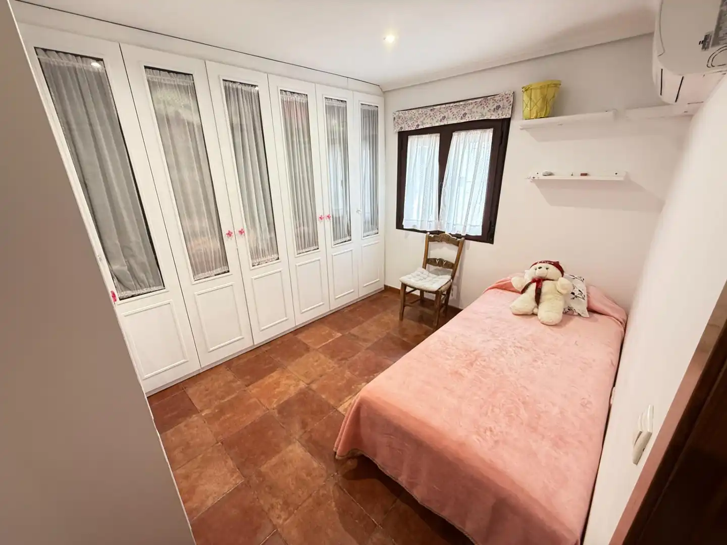 Schlafzimmer von Wohnung zum Verkauf in Córdoba mit Klimaanlage, Heizung und Balkon