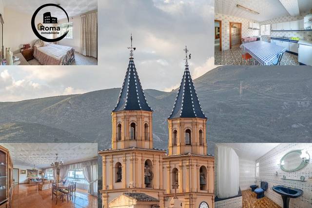 Edificio en Venta en Calle Calle Lora Tamayo, 11-13 en Órgiva