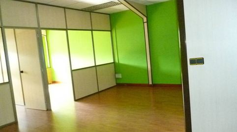 Foto 3 von Fabrikhallen zur Miete in Igorre, Bizkaia