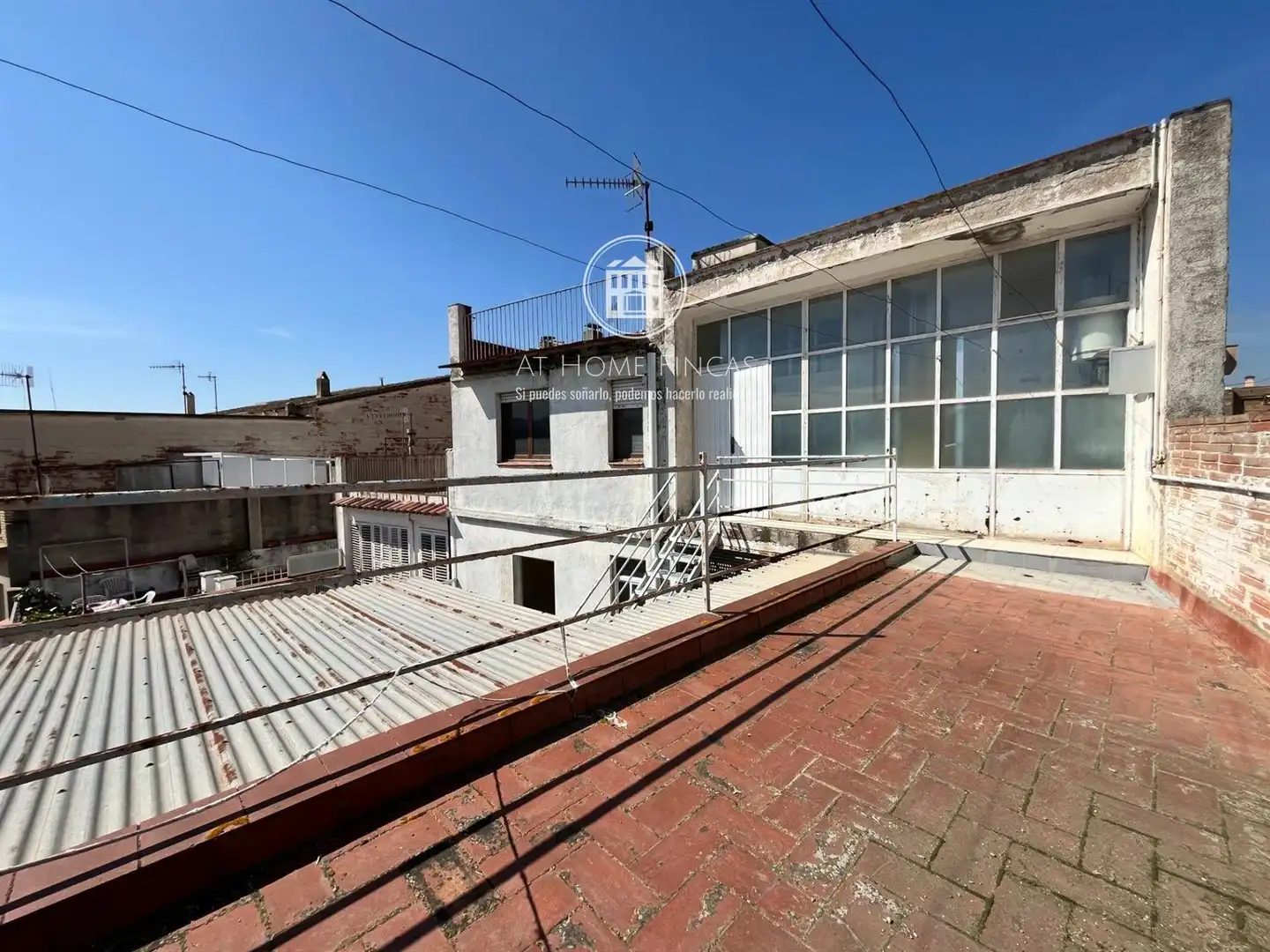Außenansicht von Haus oder Chalet zum Verkauf in Sant Sadurní d'Anoia mit Heizung, Terrasse und Abstellraum