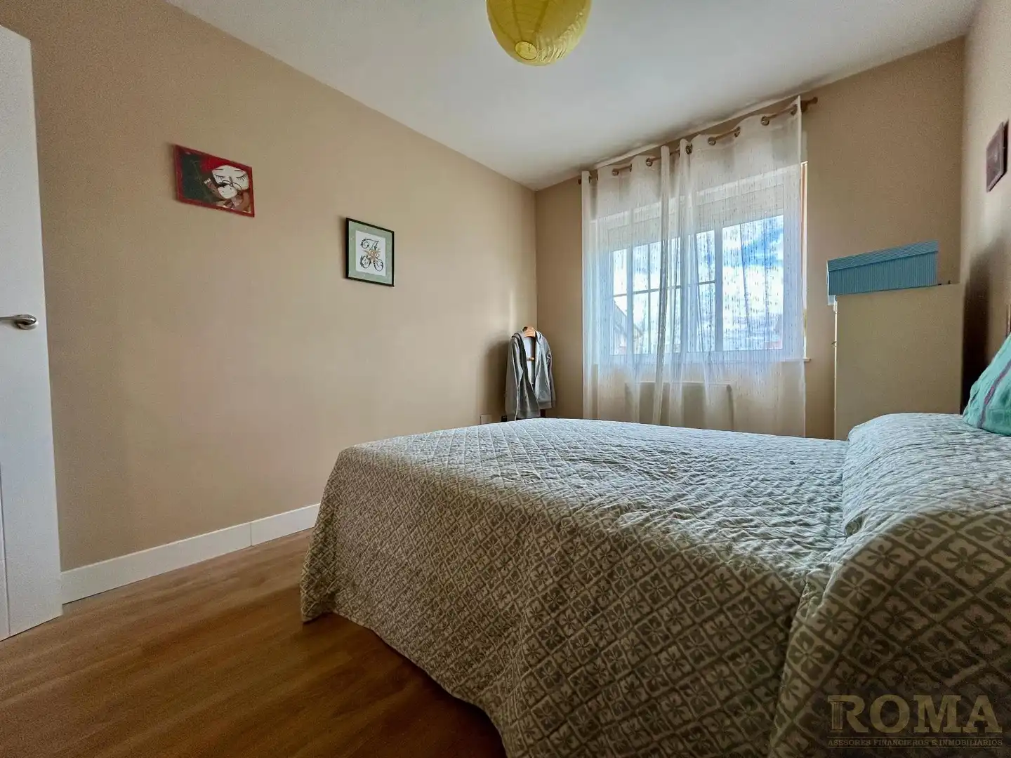 Habitación de Casa o chalet en venta en Villamayor con Calefacción, Parquet y Trastero