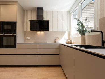 Piso con ascensor en venta en Calle de Julián Romea 7