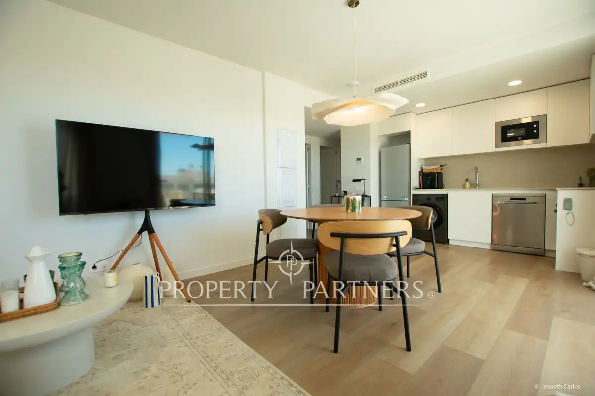 Comedor de Dúplex en venta en El Puig de Santa Maria con Aire acondicionado, Calefacción y Jardín privado