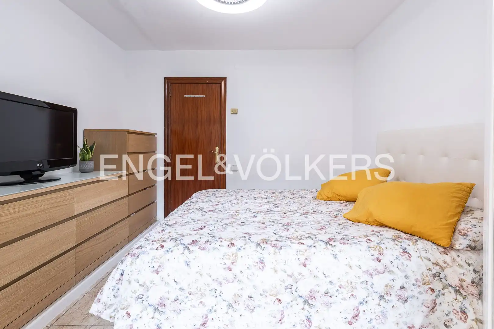 Dormitori de Casa adosada en venda en Arenys de Mar amb Calefacció, Jardí privat i Terrassa