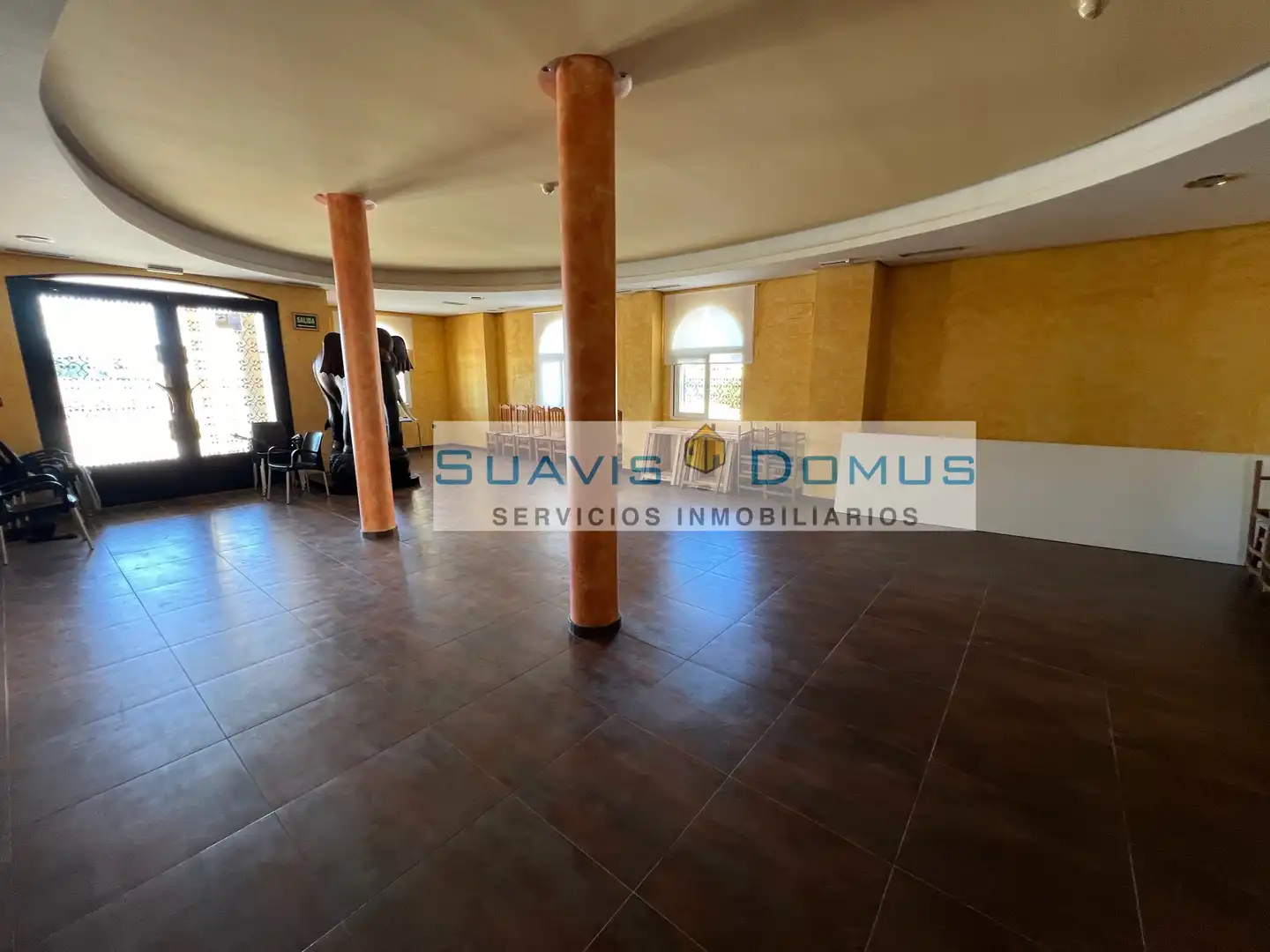 Edificio en venta en Coreses con Alarma