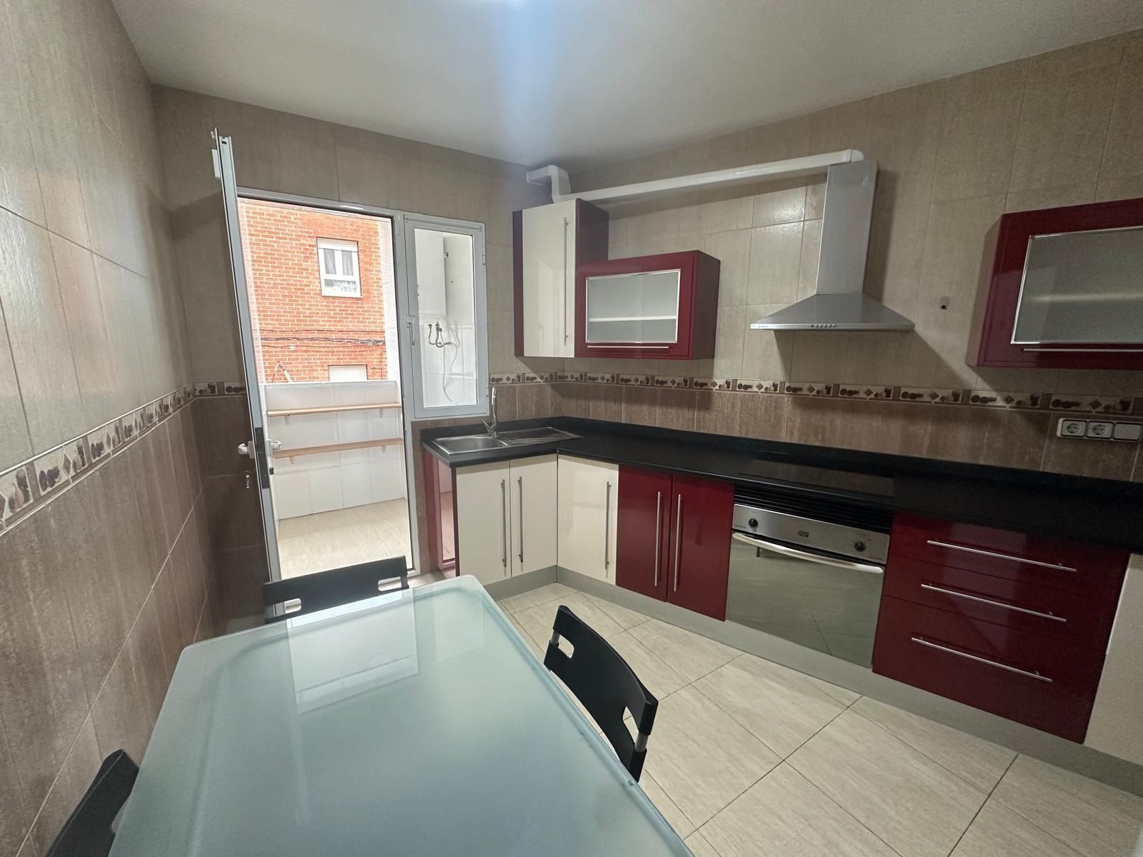 Cocina de Piso de alquiler en Ceutí con Trastero y Balcón