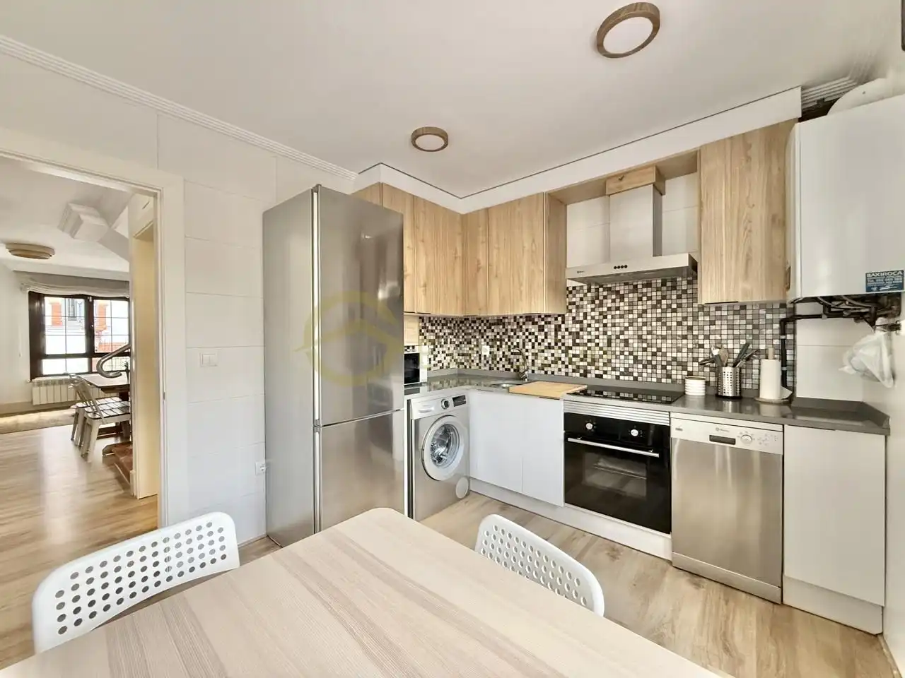 Cocina de Casa o chalet en venta en Avilés con Calefacción, Parquet y Trastero