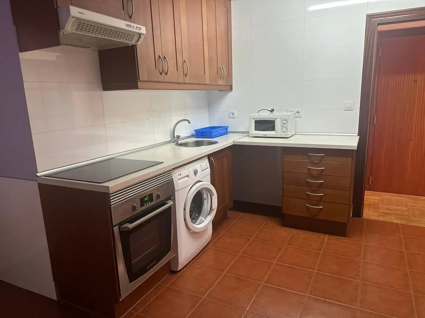 Cuina de Pis en venda en Oviedo  amb Calefacció i Internet